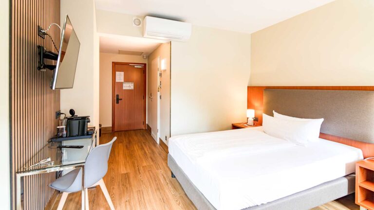 hotel-am-blauen-wunder-107-zimmer